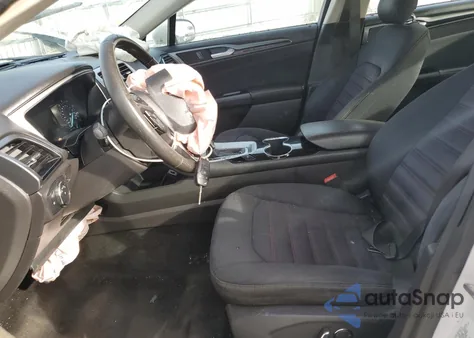 2014 Ford Fusion Se z USA, uszkodzony, nr VIN 1FA6P0H72E5390056